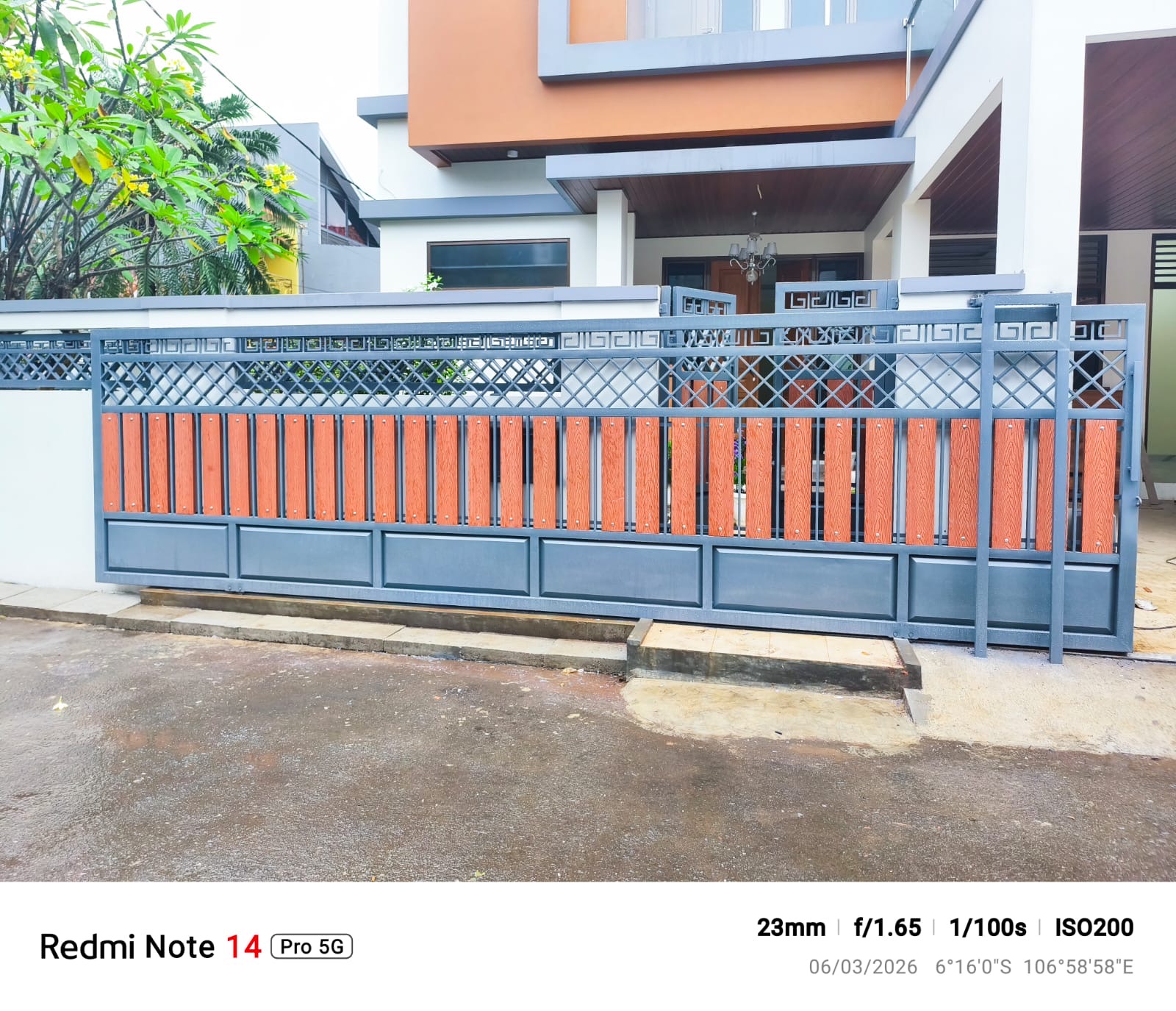 Pagar sliding rumah Bekasi